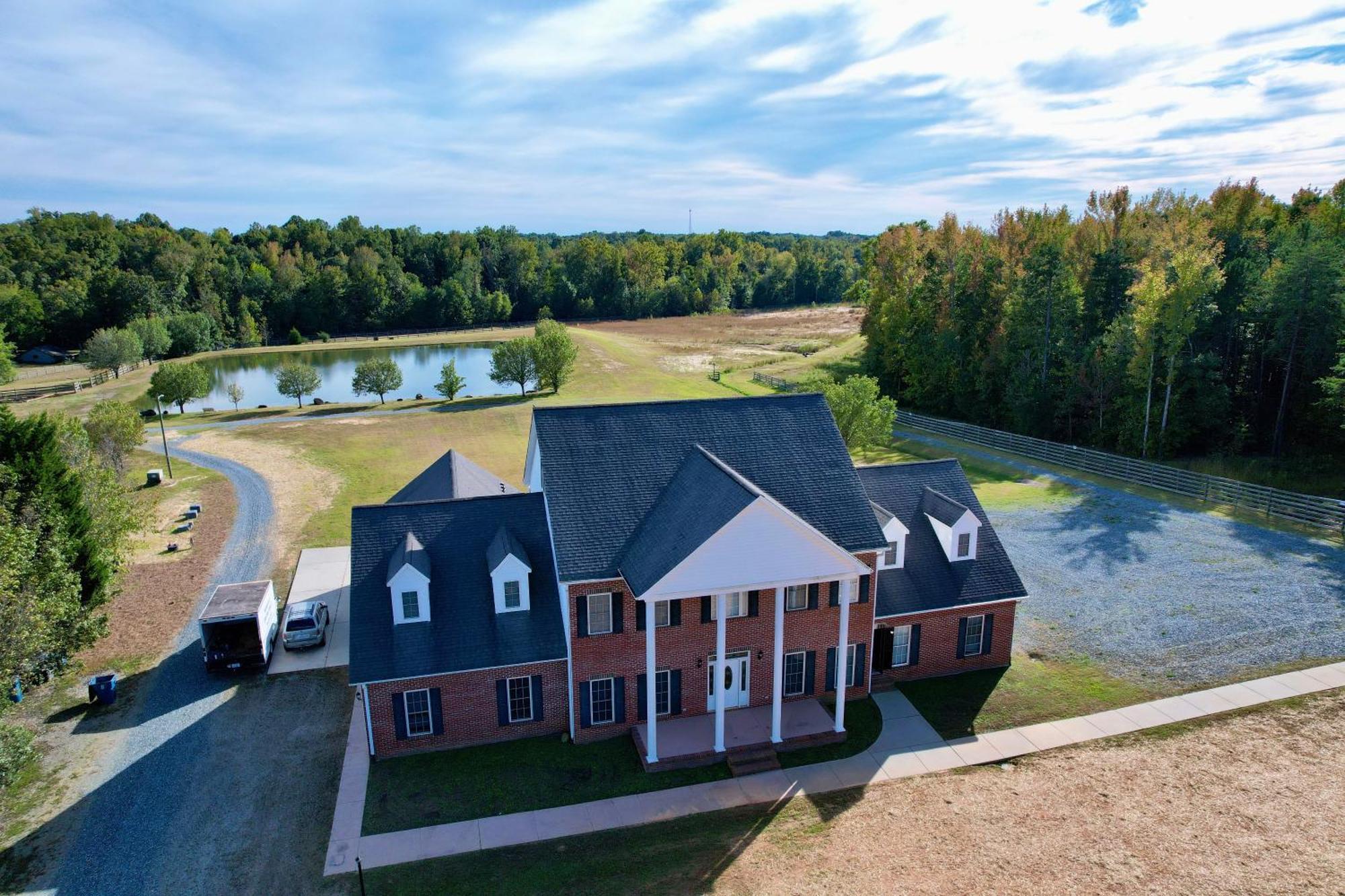 Moorefield Suites Greensboro East McLeansville Exterior foto